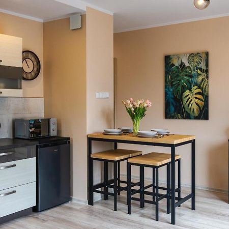 Apartamenty Sun & Snow Wczasowa W Sasiedztwie Lasu I Morza Ustka Exteriör bild