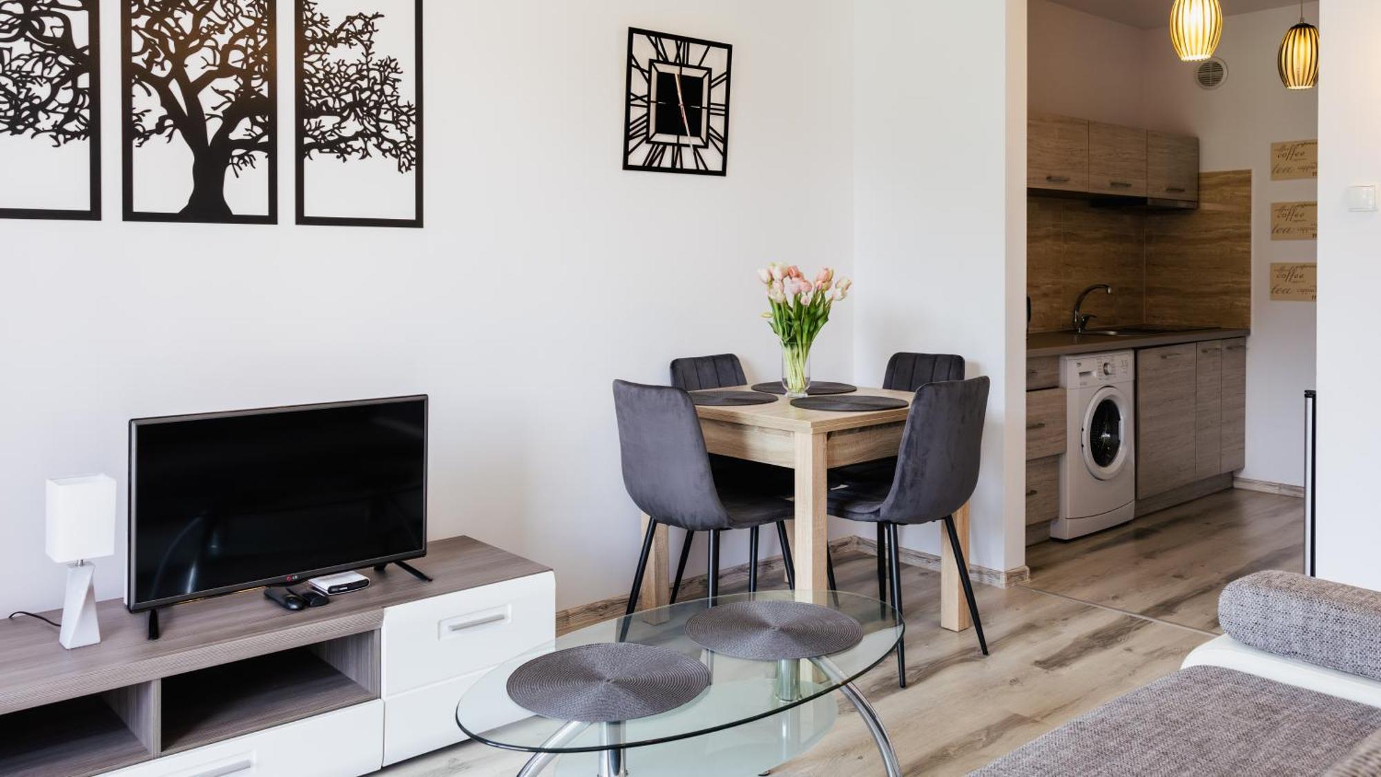 Apartamenty Sun & Snow Wczasowa W Sasiedztwie Lasu I Morza Ustka Exteriör bild